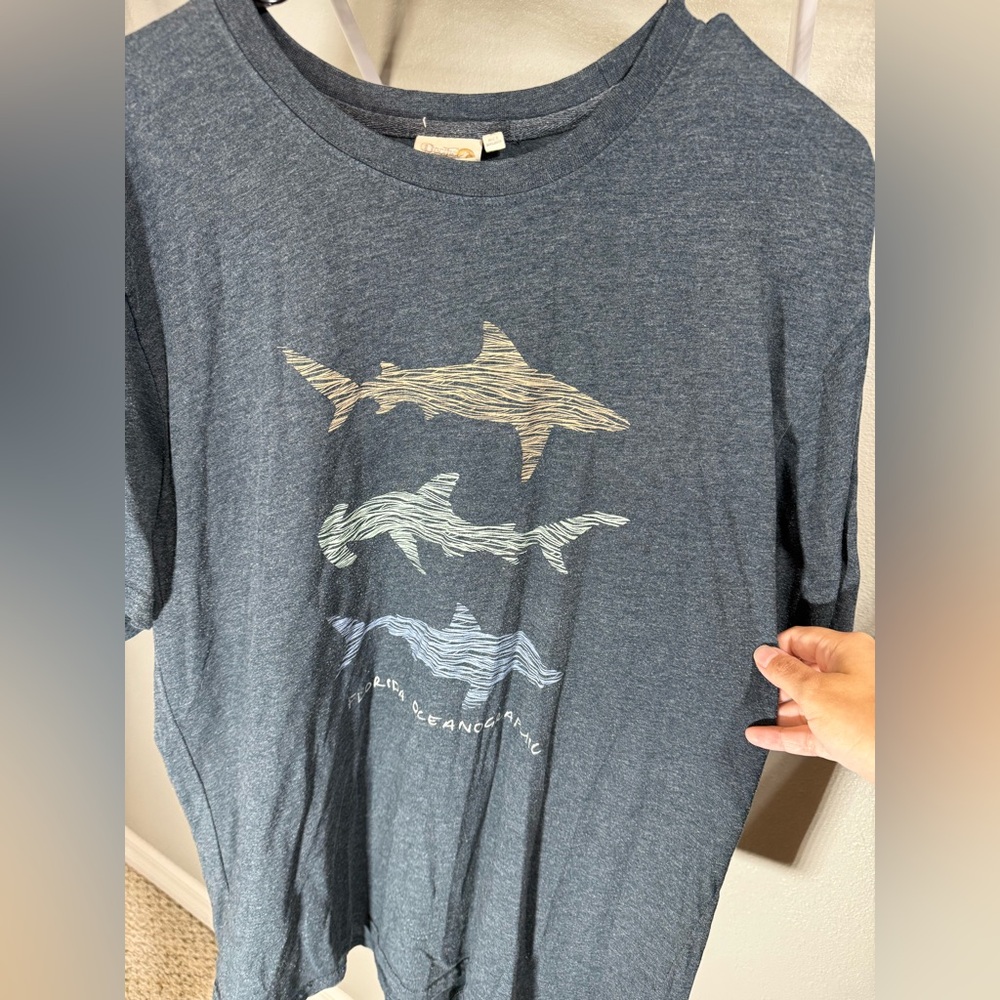 Oceanic Shark Print Tee - Charcoal